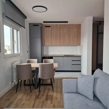 Lux Na Ledinama Apartmán *